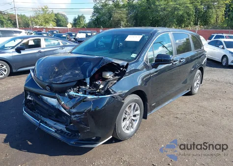 2021 Toyota Sienna Xle z USA, uszkodzony, nr VIN 5TDYSKFC5MS015686